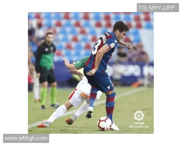 武汉篮球队以77分领跑大师赛积分榜展现强大实力 武汉篮球队以77分领跑大师赛积分榜展现强大实力