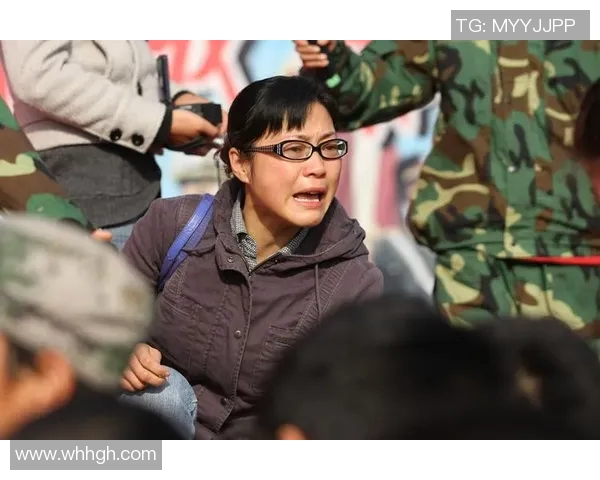 帕斯卡尔西亚卡姆的篮球之路与个人成长历程探讨