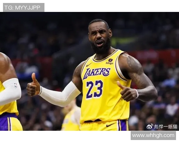 詹姆斯创历史新纪录成首位达成四万分一万板一万助的球员